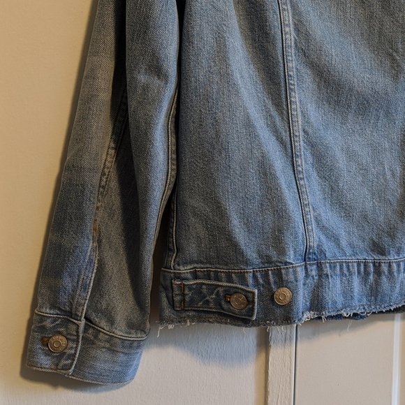Madewell Distressed Denim Jacket - Picture 10 of 10